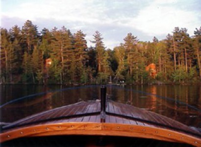 SECLUDED 400' LAKEFRONT RETREAT