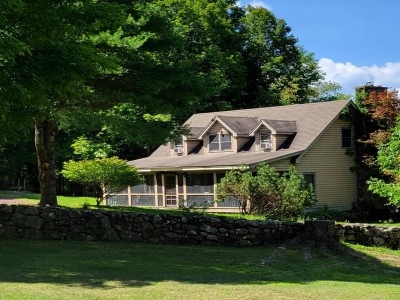 BIG HOUSE, BIG YARD - RELAX!