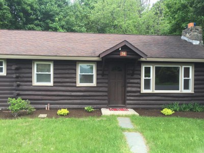 LOG CABIN WITH LAKE ACCESS