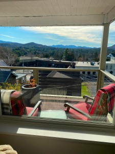 AMAZING MOUNTAIN VIEWS &1980 ARENA