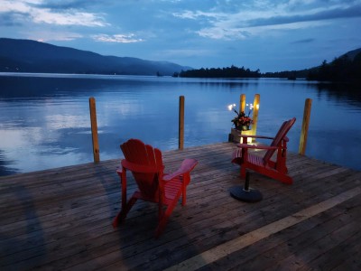 WATERFRONT LAKE GEORGE HOME 
