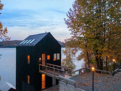 ADIRONDACK VILLA