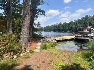 FRIENDS LAKE CABIN RETREAT 