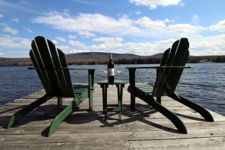 SEVENTH LAKE WATERFRONT COTTAGE