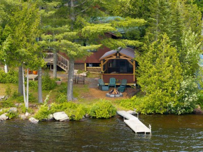 WINTER RENTAL!!  4-SEASON WATERFRONT CABIN 