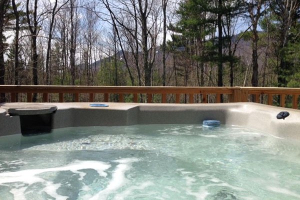 Unwind in the hot tub and soak in the Mountain Views.