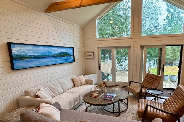 Cabin #2 Lakeside Living Room