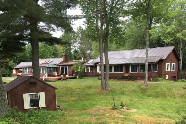 Main Lodge, Summer cabin