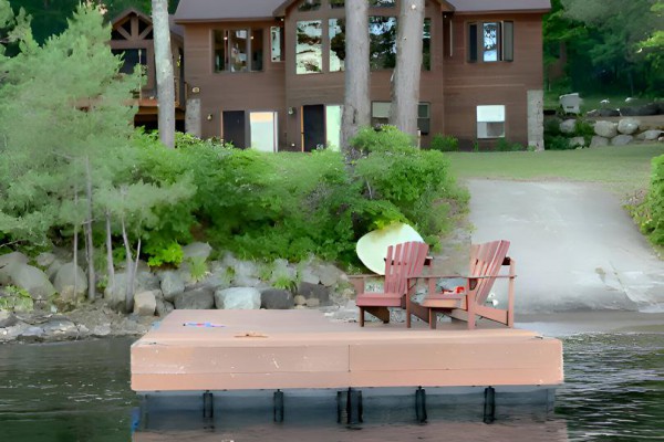 Paradise Point Lakeside
