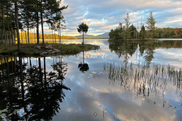 You can paddle from cabin to this stunning view
