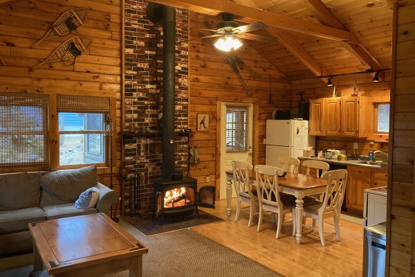 Living/dining area with full kitchen