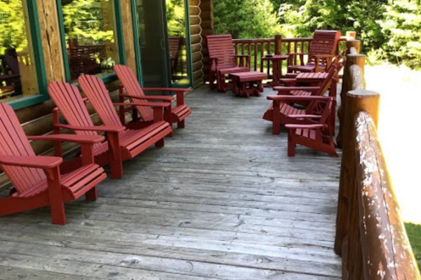 Front deck, length of house