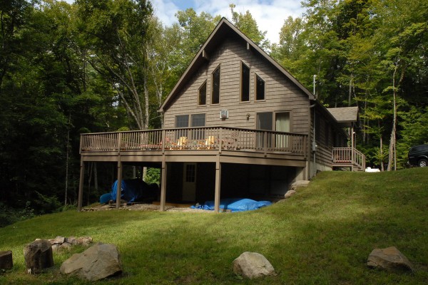 Home Exterior & Deck