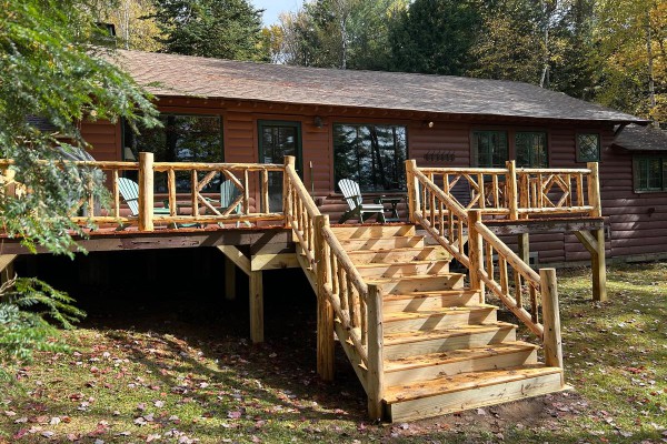 new lakeview deck with gas grill 