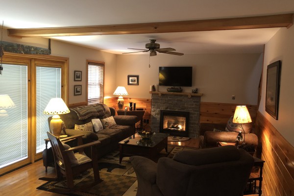 Living room with gas fireplace 