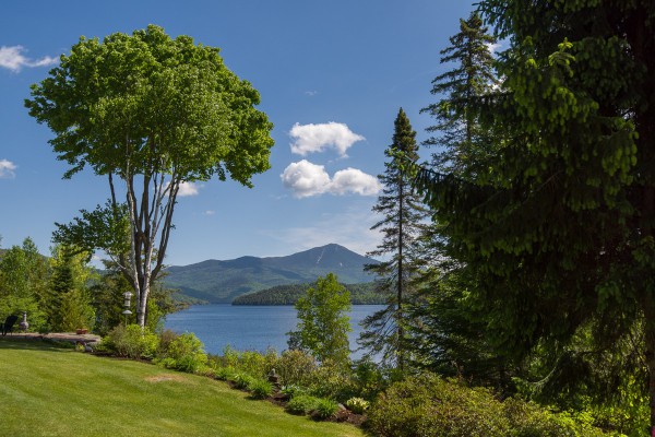 Gorgeous view: below condo, above marina & gardens!