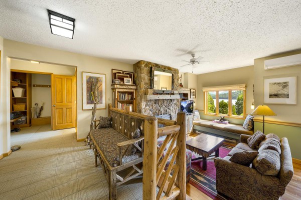 The entrance foyer to our condo...