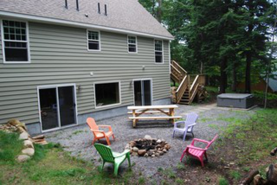 Back Stone Patio & Fire Pit