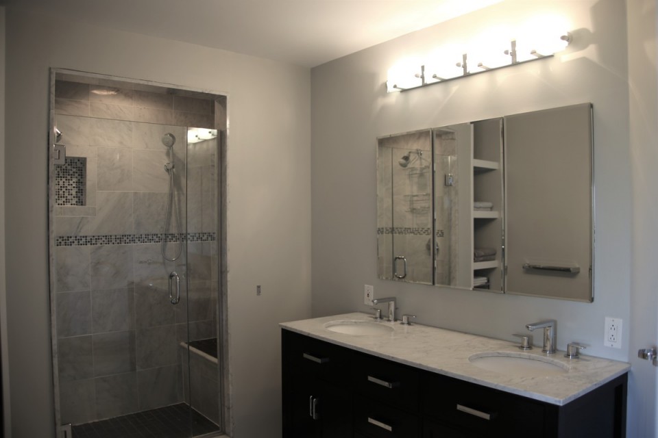 Master Bathroom #1 off MBR #1