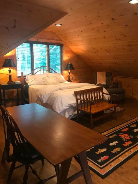 XL Queen BDR ensuite 