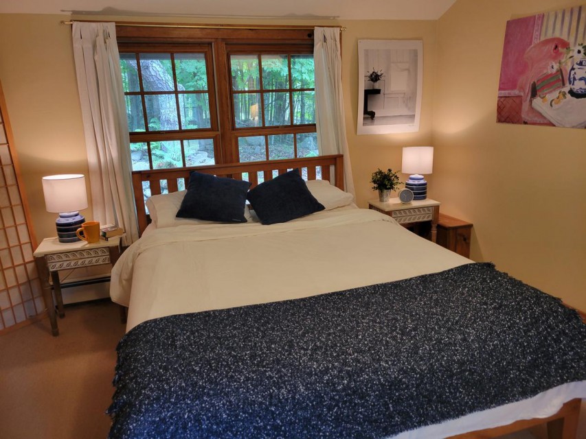 4th Queen bedroom, just off Great Room. 