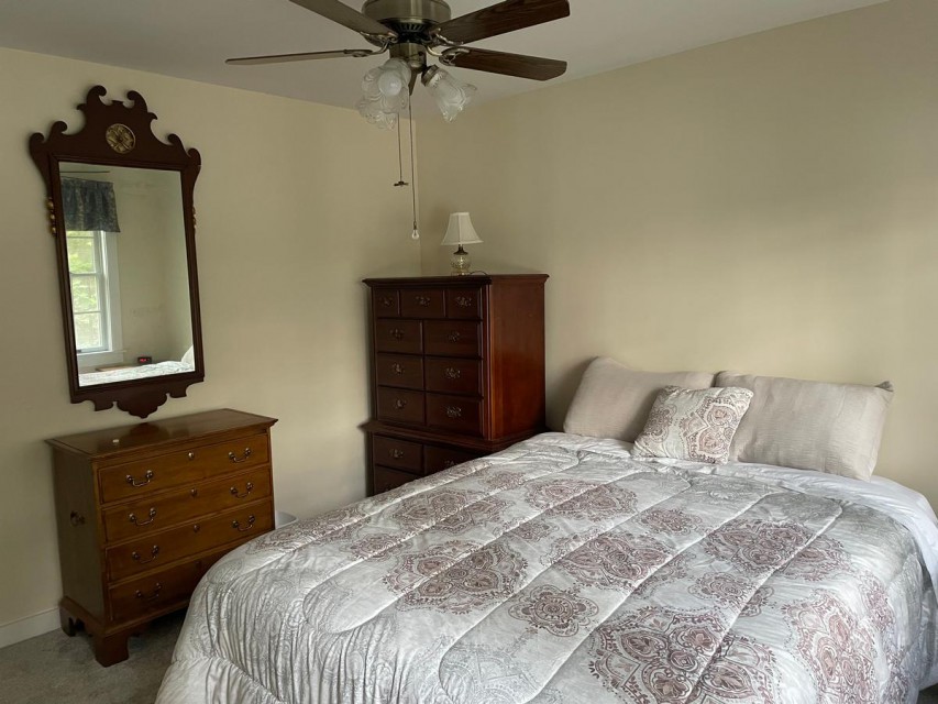 Back bedroom
