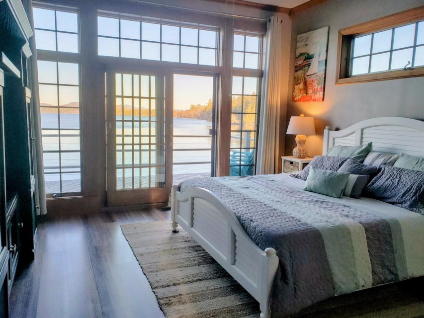 1st floor BR with full bath, slider to deck, great view