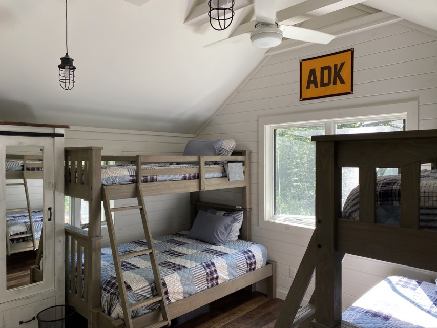 Cabin #1 - Bunk room single over full