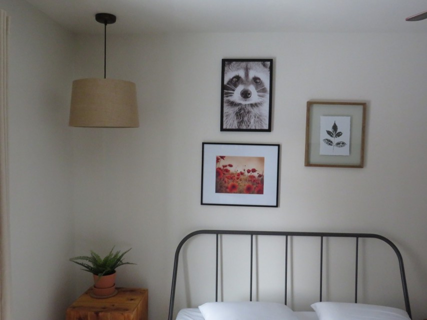 BED 1 QUEEN BED