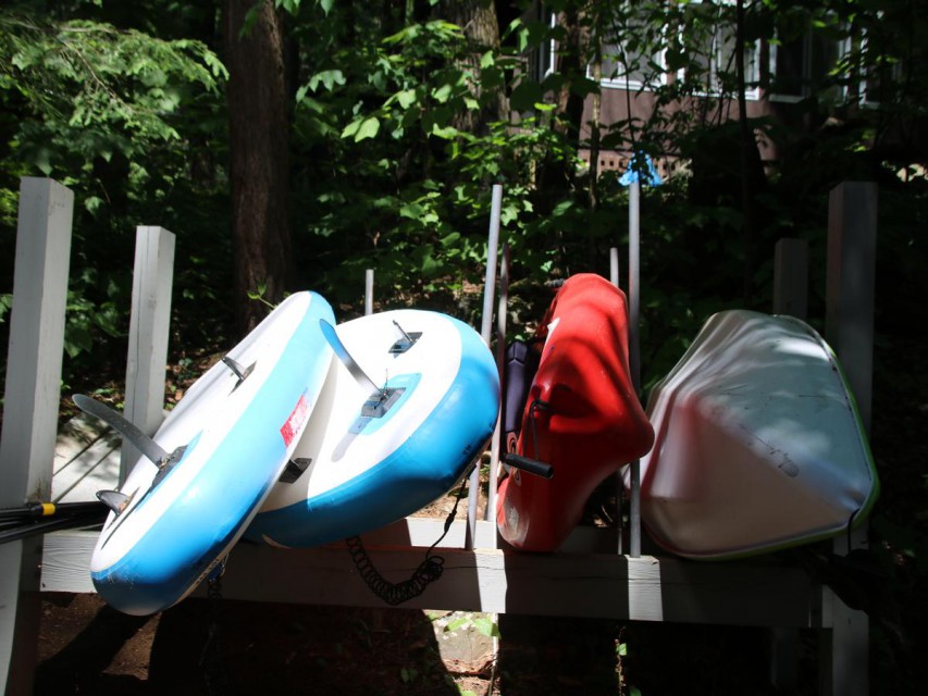 2 SUPS AND 2 KAYAKS FOR YOUR USE