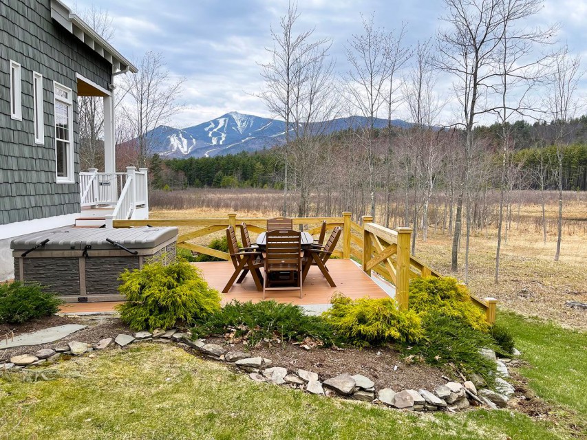 Enjoy the view of Whiteface Mt from the deck/hot tub.