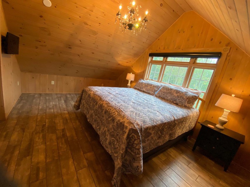 The other upstairs bedroom with view of Whiteface.