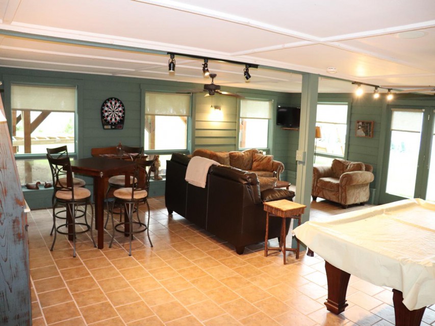Downstairs game room in Big Bear