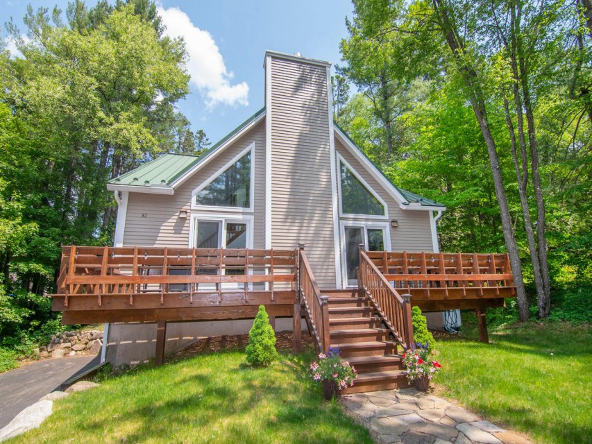 Large Double Lot in the heart of town