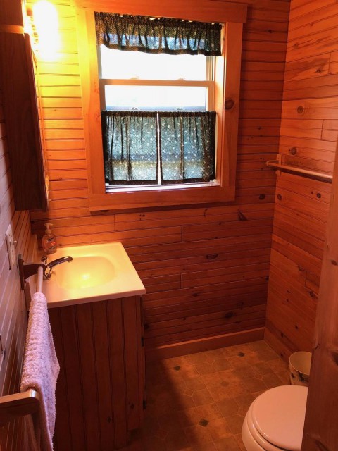 Upstairs bathroom