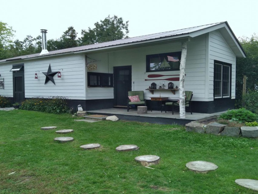 Separate "Cabana"