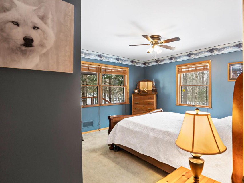 Downstairs bedroom with Queen size bed