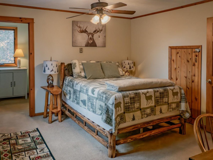 2nd Floor Queen Room