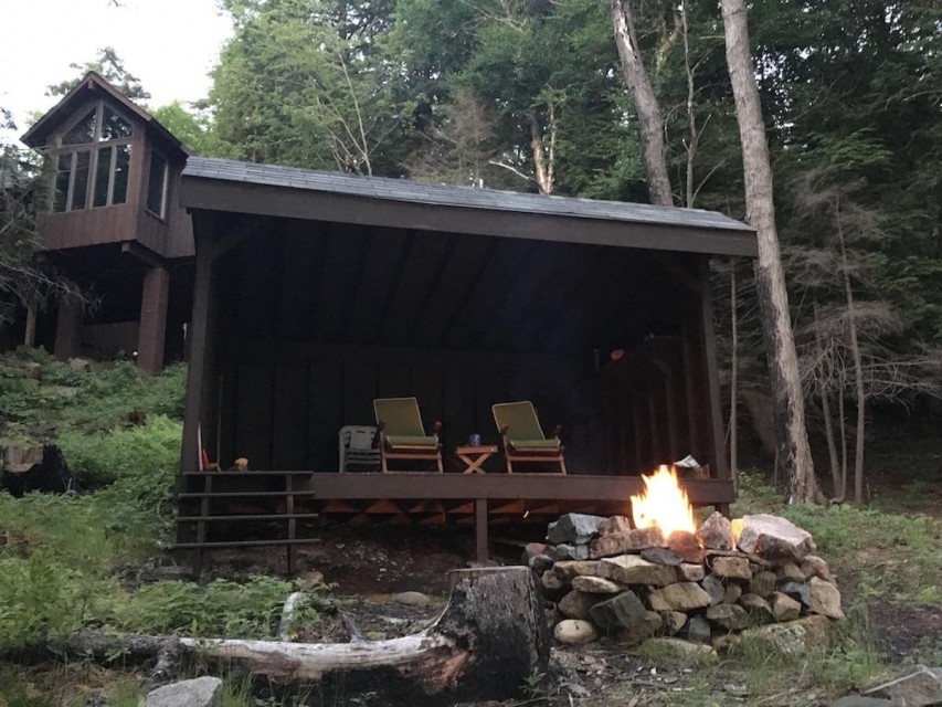 Leanto from below towards lake