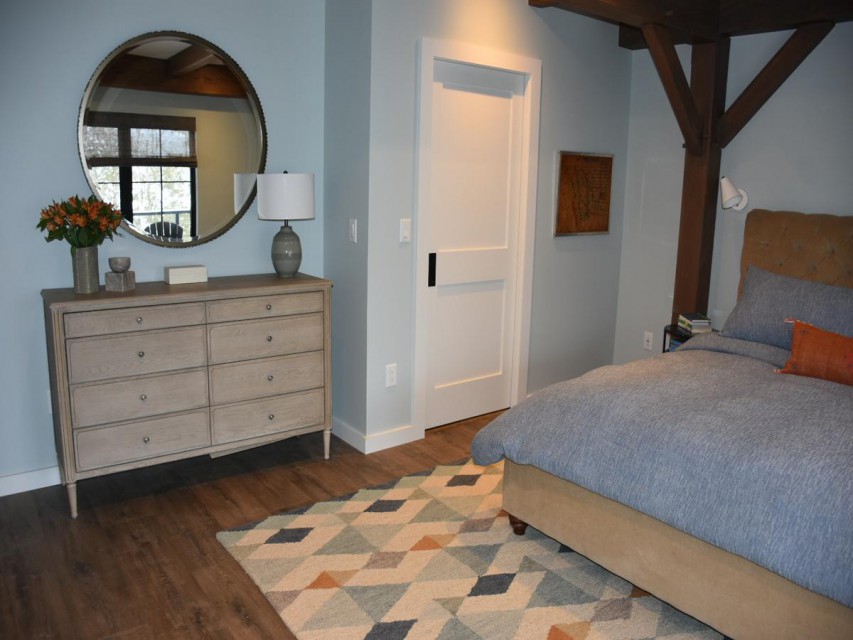 Primary retreat has a King bed