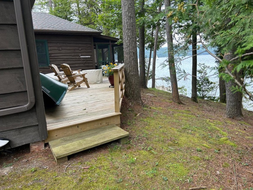 Front Deck with propane fire pit