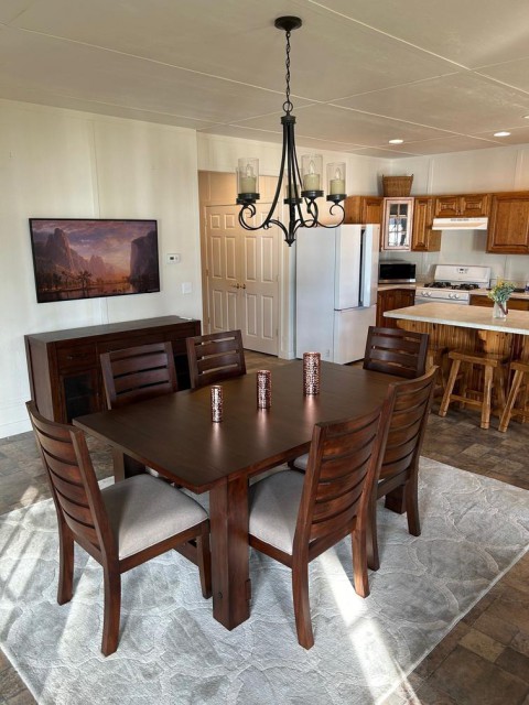 Open kitchen/dining with Frame TV