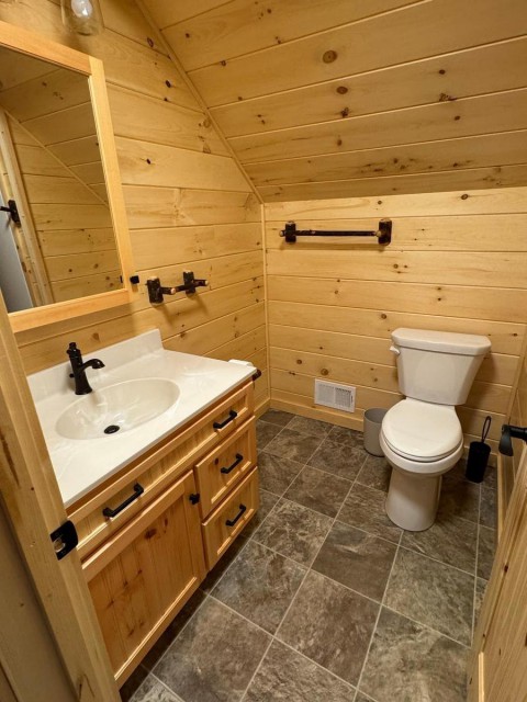 Upstairs Bathroom
