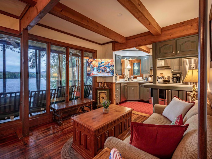 Great Room Overlooking 4th Lake