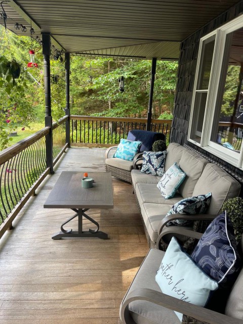 Covered porch 