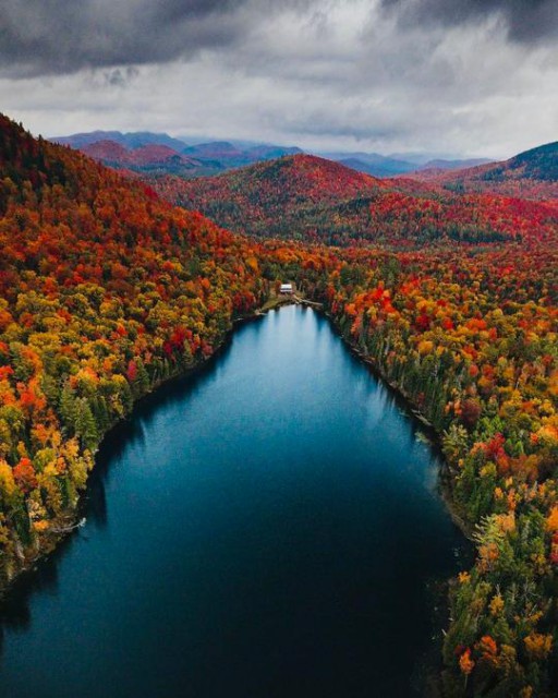 Balfour Lake in Autumn, with High Peaks to the north