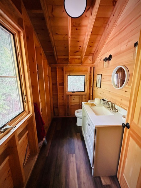 Upstairs bathroom, 1/2 bath