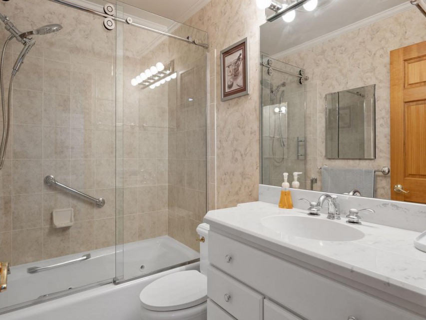 Bathroom.1. firstfloor.
