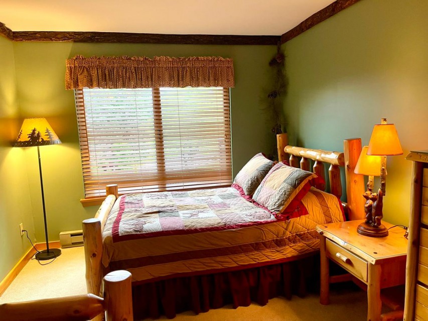 Another view of our second bedroom, this bed for 1 or 2