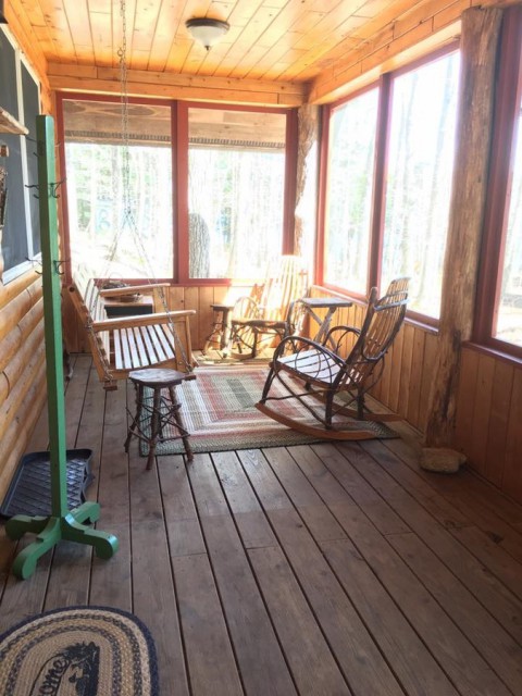 Large screened porch w/swing, rockers and dining table